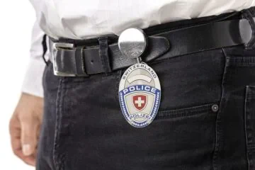 Approach belt clip with retractable badge POLICE Switzerland