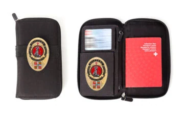 "On the way / Passport Holder" Swiss Guard