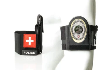 Armband with Badge "Remarkable" Swiss Hunter