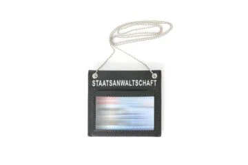 STAATSANWALTSCHAFT case, with two ID windows