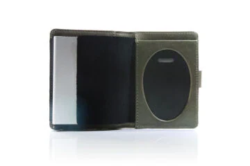 Leather case "Priority" (without badge)