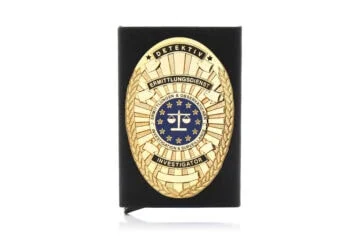 Aluminium credit card box "The Black Box" investigator EU, engraving