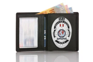 Leather wallet "Official" IPA Peru
