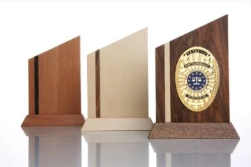 Wood with base investigator EU, engraving