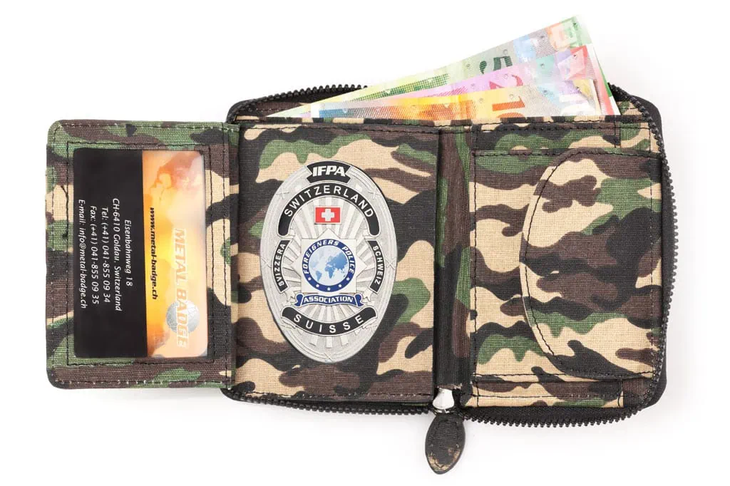 Products ifpa ch etui economy Metal Badge