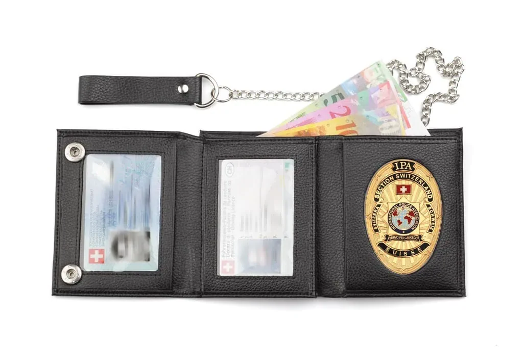 Products ipa ch etui casual badge Metal Badge