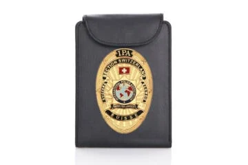 Leather wallet "Outstanding" IPA Switzerland