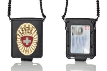 Leather case "Maverick M1" Switzerland Fan Badge