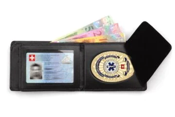 Leather wallet "Quantum" Paramedic Switzerland