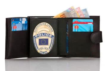 Leather wallet "Qualified - two in one" POLICE EU