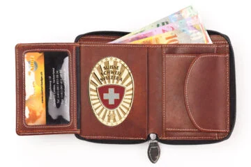 Leather wallet "Camouflage" Switzerland Fan Badge