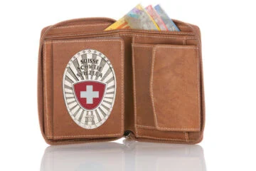 Leather wallet "Supreme" Switzerland Fan Badge