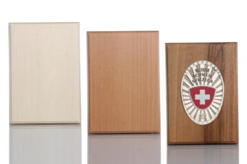 Wood for mounting Switzerland Fan Badge