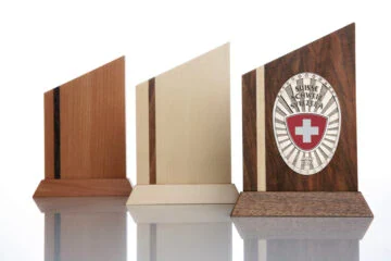 Wood with base Switzerland Fan Badge