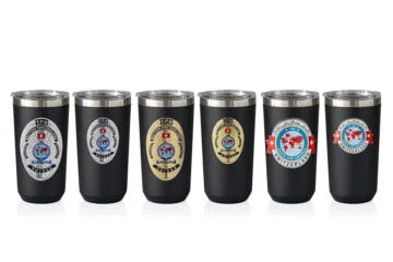 Black vacuum-insulated thermos cup, 600 ml, made from high-quality stainless steel with lid