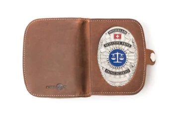 Leather case “Traveler” Coin thrower private investigator Switzerland, engravin